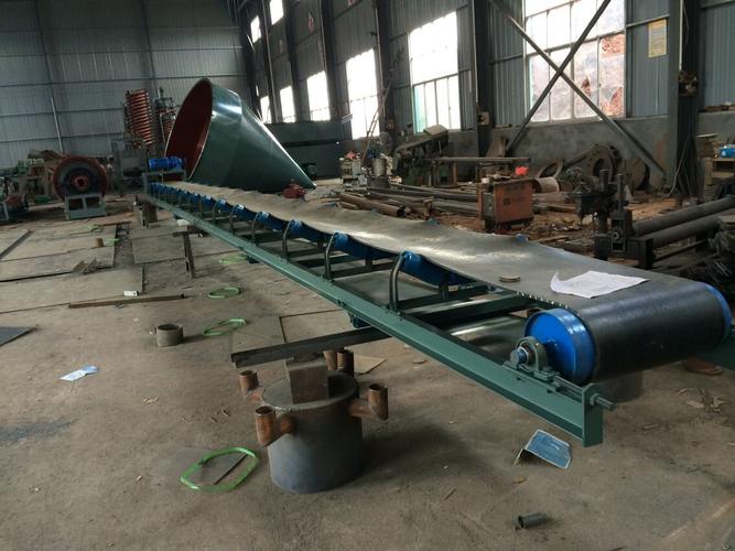 全自動小型爬坡皮帶滾筒輸送機(jī)流水線配件礦山機(jī)械設(shè)備_石城縣綠洲選